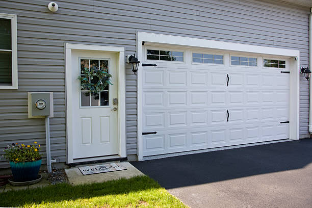 24/7 Emergency Garage Door Panel Replacement experts in Norlina, NC